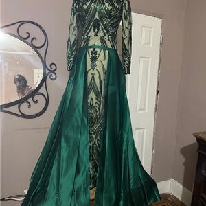 Elegant Green Long Sleeve Dress